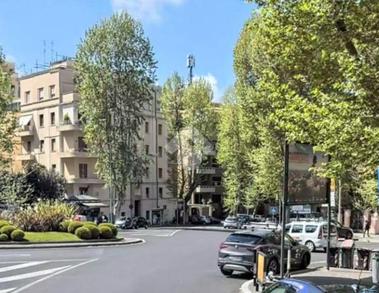 casa indipendente in vendita a Roma in zona Parioli
