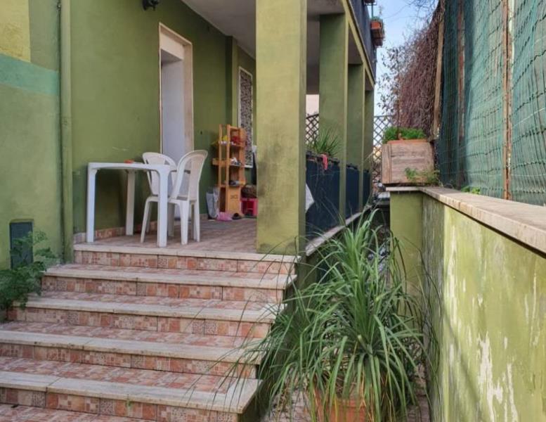 appartamento in vendita a Roma in zona Ardeatino