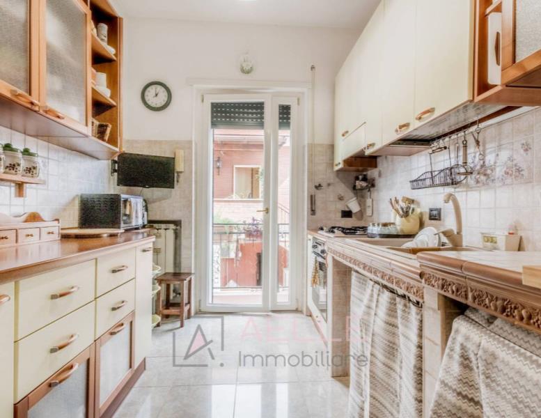 appartamento in vendita a Roma in zona Dragona/Bagnoletto
