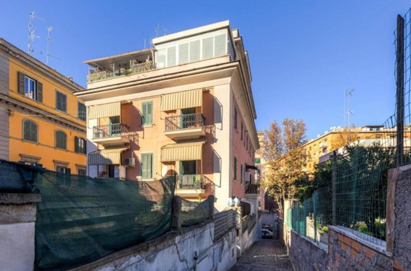 appartamento in vendita a Roma in zona Rione Prati