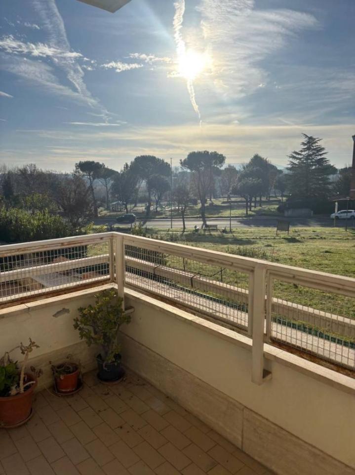 appartamento in vendita a Roma in zona Casal Monastero