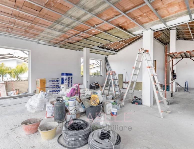 casa indipendente in vendita a Roma in zona Casal Palocco