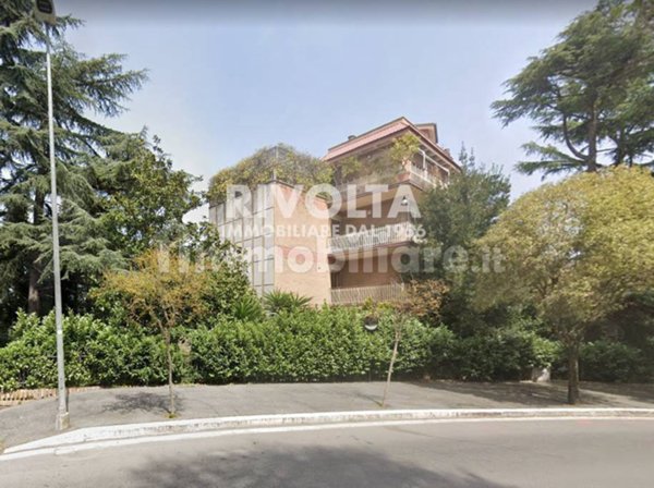 appartamento in vendita a Roma in zona Della Vittoria