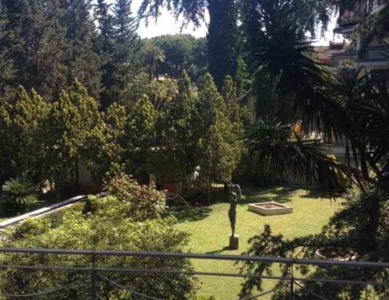 casa indipendente in vendita a Roma in zona Mostacciano