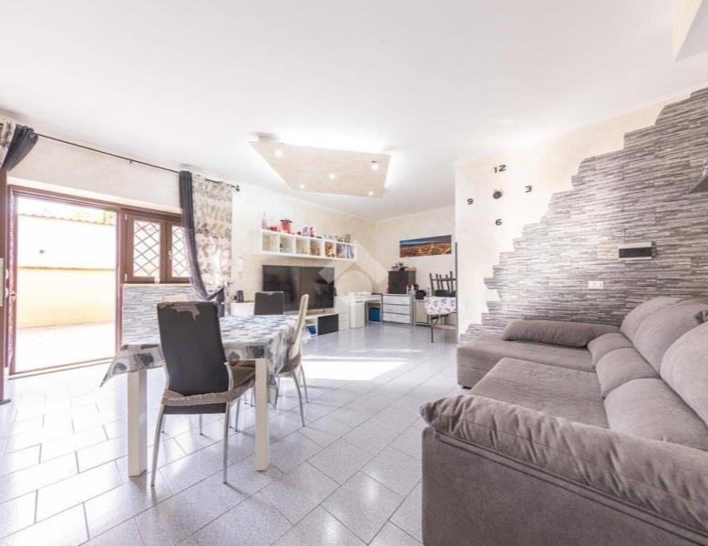 appartamento in vendita a Roma in zona Finocchio