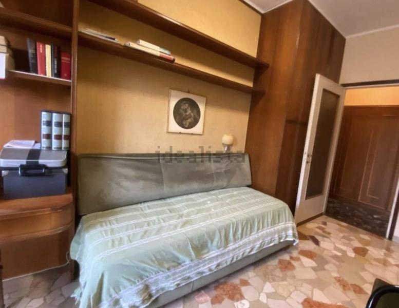 appartamento in vendita a Roma in zona Trastevere