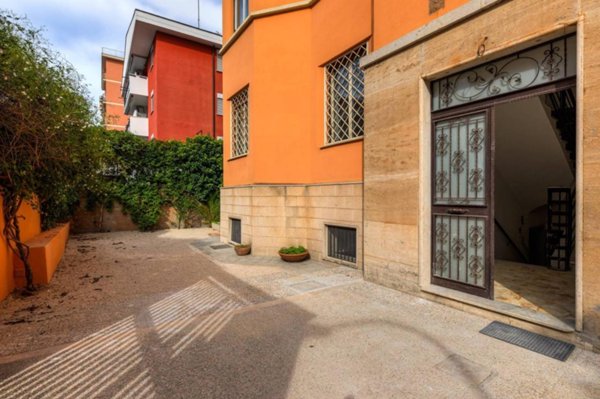 appartamento in vendita a Roma in zona Gianicolense