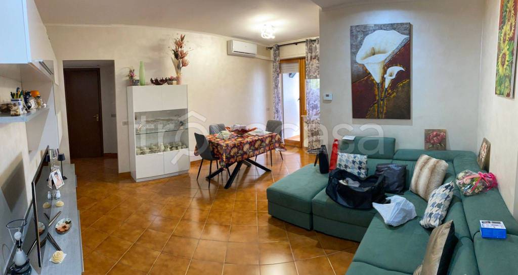 appartamento in vendita a Roma in zona Casal Palocco
