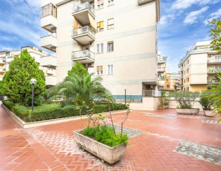 appartamento in vendita a Roma