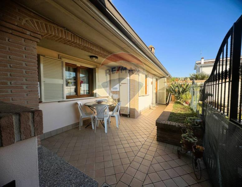 appartamento in vendita a Roma in zona EUR