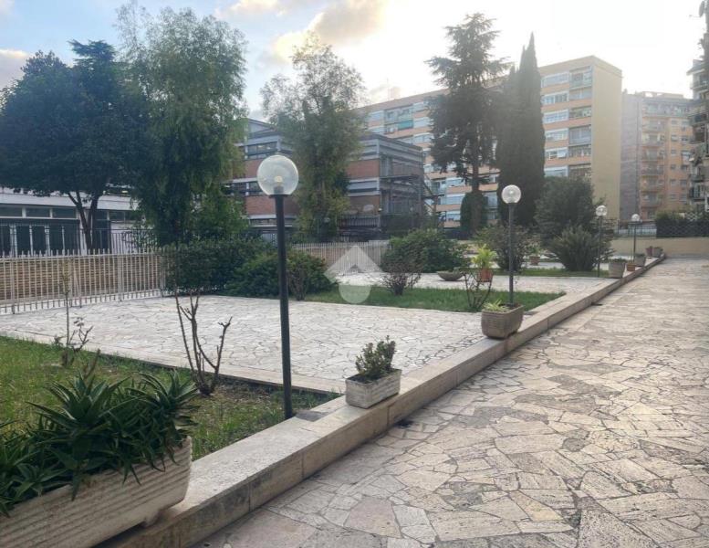 appartamento in vendita a Roma in zona Portuense