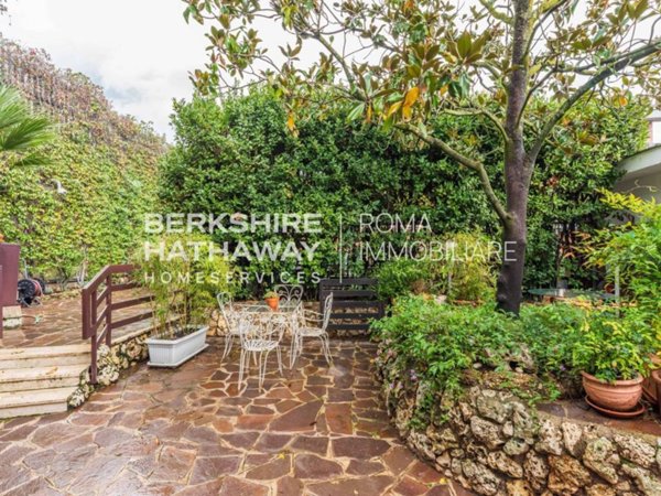 casa indipendente in vendita a Roma in zona Gianicolense