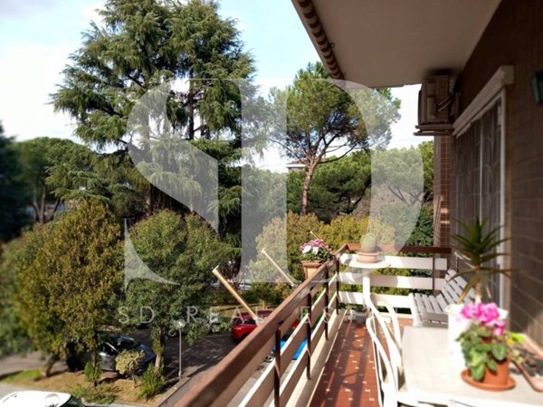 appartamento in vendita a Roma in zona Vigna Murata