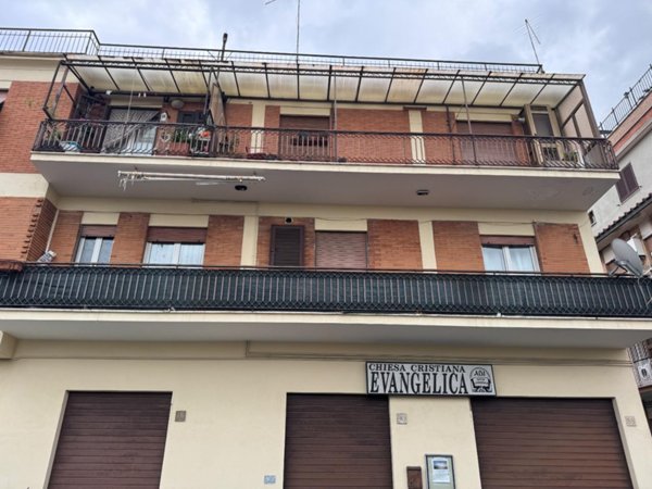 appartamento in vendita a Roma in zona Romanina