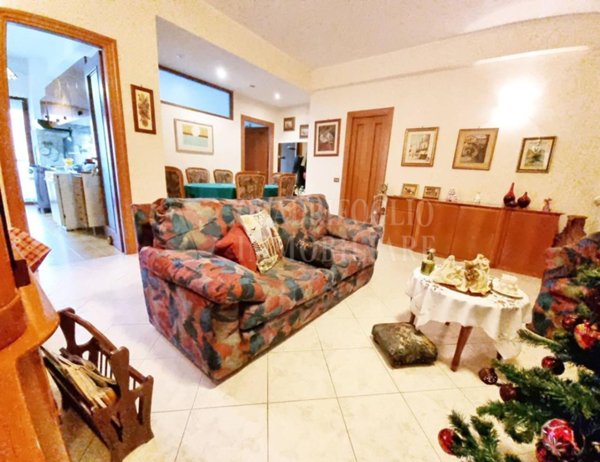 appartamento in vendita a Roma in zona Ostia