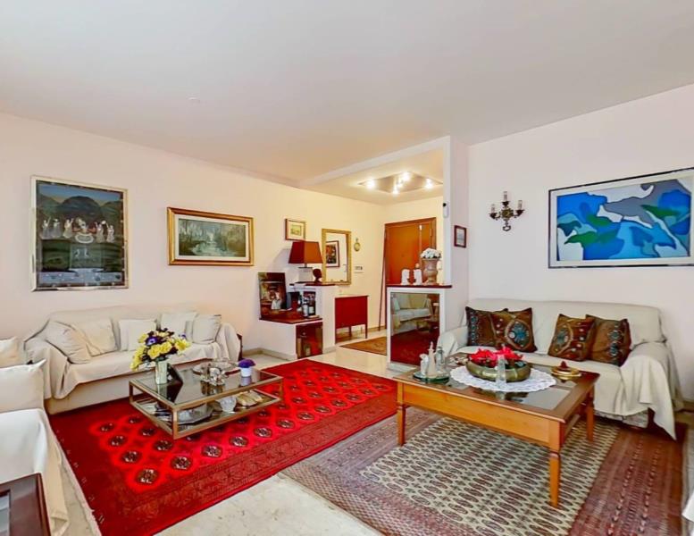 appartamento in vendita a Roma in zona EUR