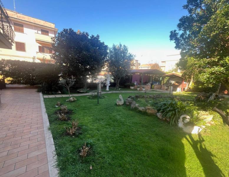 appartamento in vendita a Roma in zona Tor Sapienza