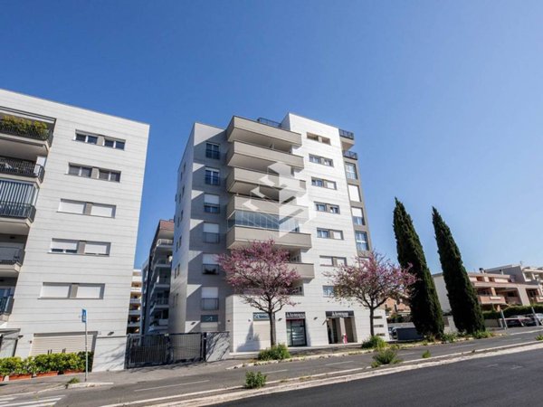 appartamento in vendita a Roma in zona Mezzocammino
