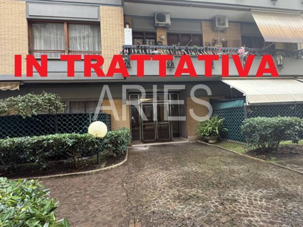 appartamento in vendita a Roma in zona Ostia