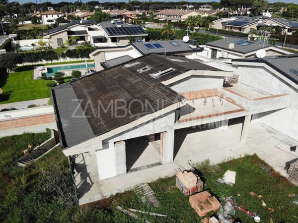 casa indipendente in vendita a Roma in zona EUR