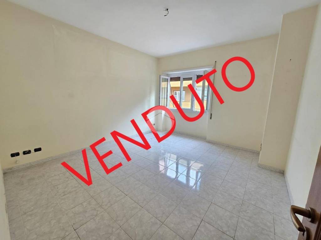 appartamento in vendita a Roma in zona Ostiense