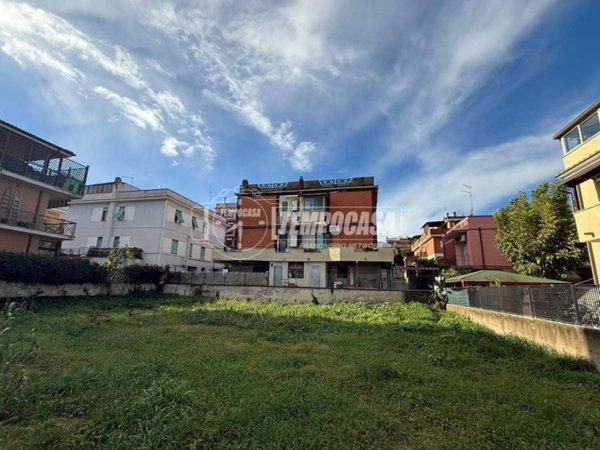 casa indipendente in vendita a Roma in zona Acilia