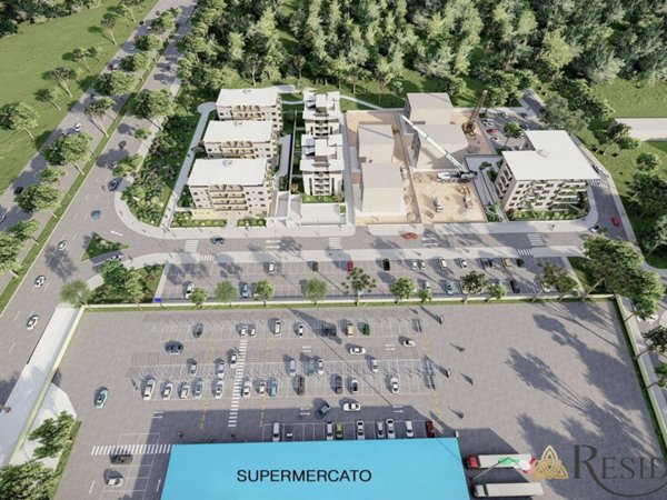 appartamento in vendita a Roma in zona Axa