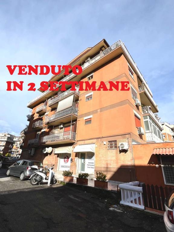 appartamento in vendita a Roma in zona Torrevecchia