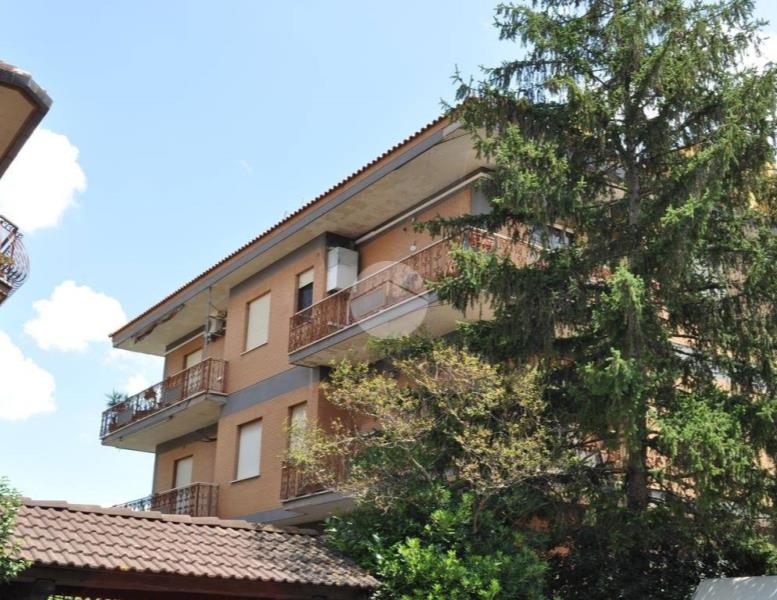appartamento in vendita a Roma in zona Finocchio