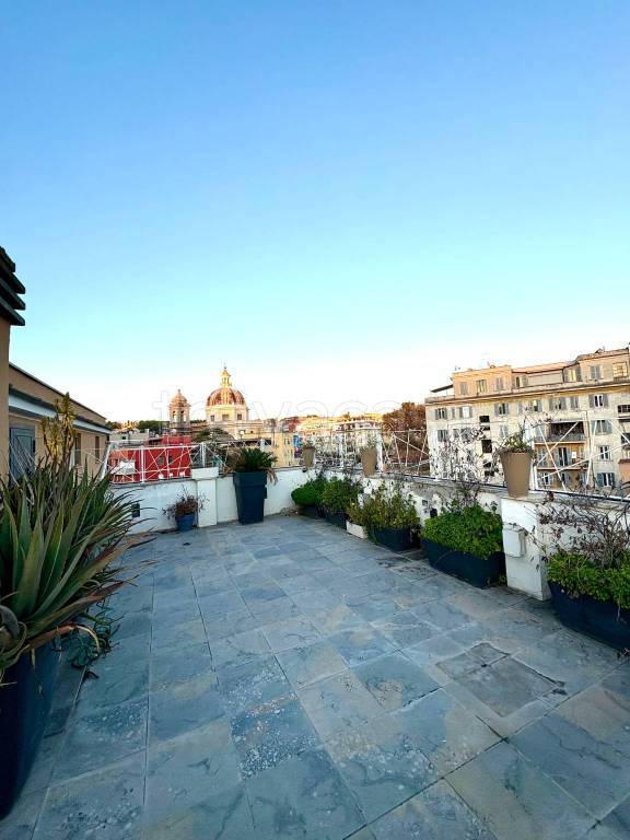 appartamento in vendita a Roma in zona Gianicolense