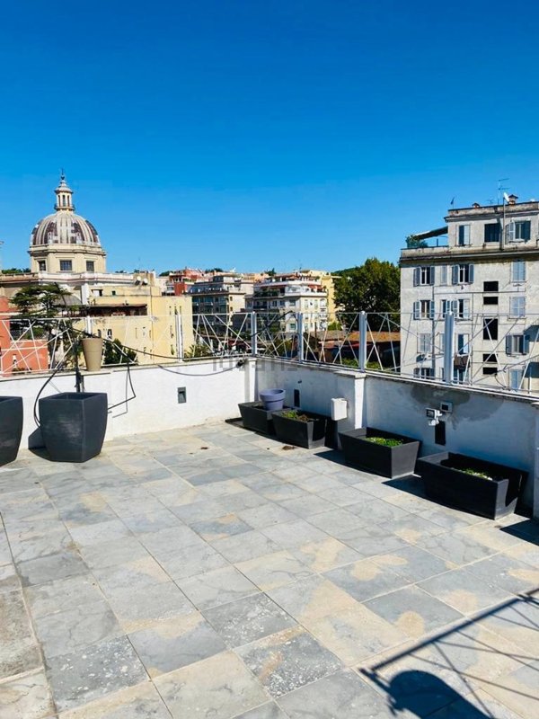 appartamento in vendita a Roma in zona Gianicolense