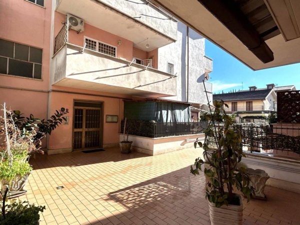 appartamento in vendita a Roma in zona Acilia