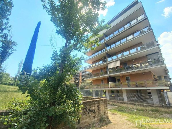 appartamento in vendita a Roma in zona Ponte di Nona