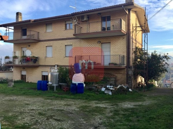 appartamento in vendita a Roma in zona Finocchio