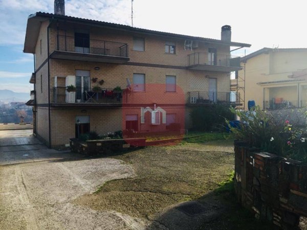 appartamento in vendita a Roma in zona Finocchio
