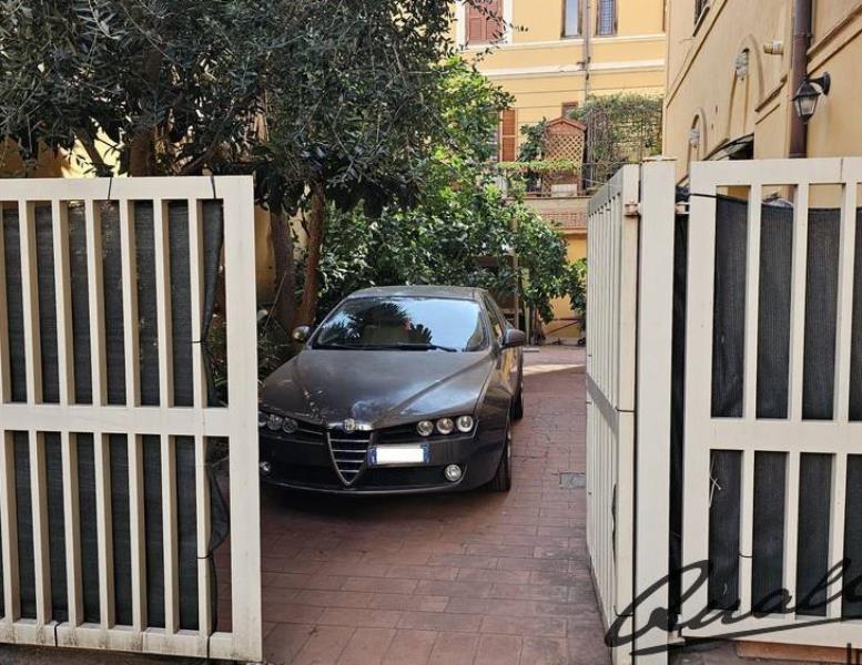 appartamento in vendita a Roma in zona Portuense