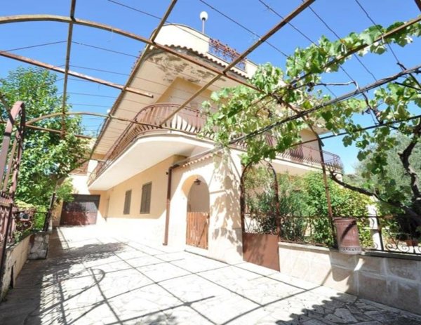 appartamento in vendita a Roma in zona Romanina