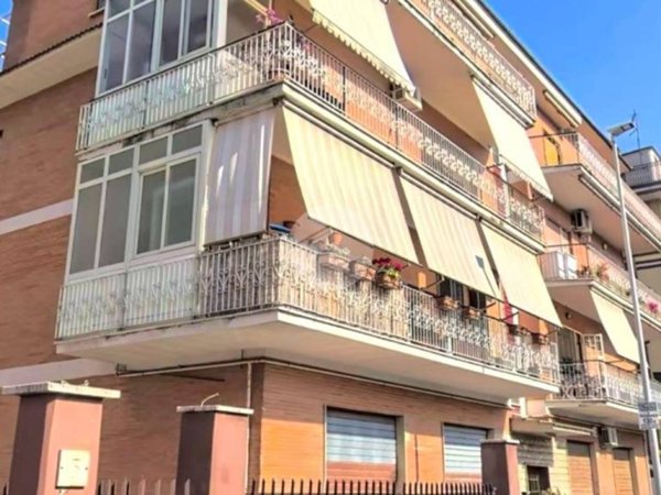 appartamento in vendita a Roma in zona Finocchio