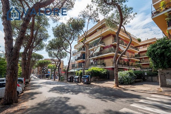 appartamento in vendita a Roma in zona Monte Sacro/Talenti