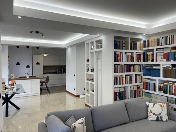 appartamento in vendita a Roma in zona Portuense