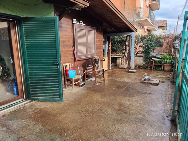 appartamento in vendita a Roma in zona Giardini di Corcolle