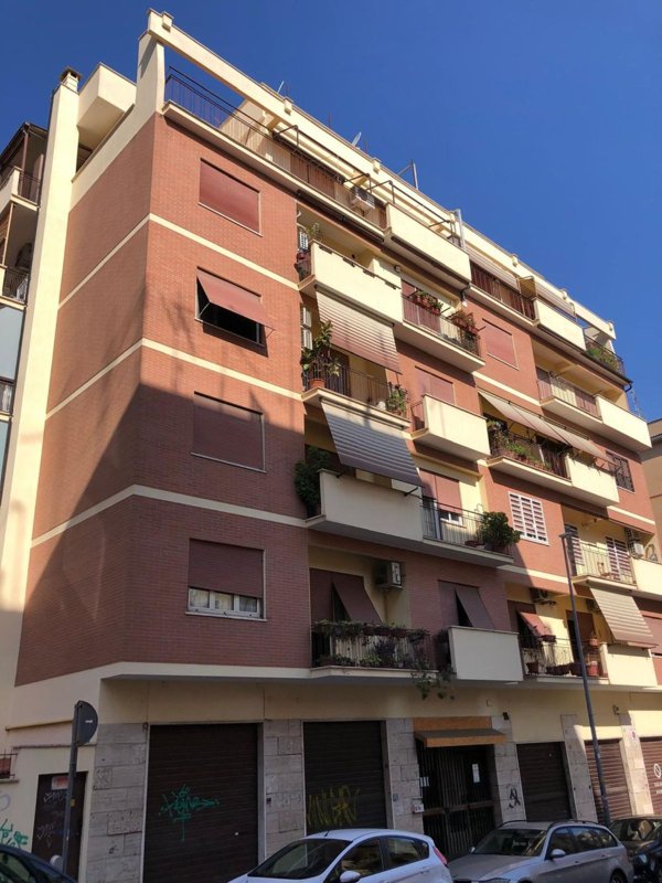 appartamento in vendita a Roma in zona Prenestino-Centocelle