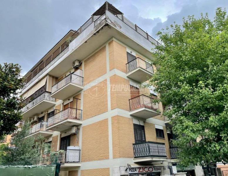 appartamento in vendita a Roma in zona Torrevecchia