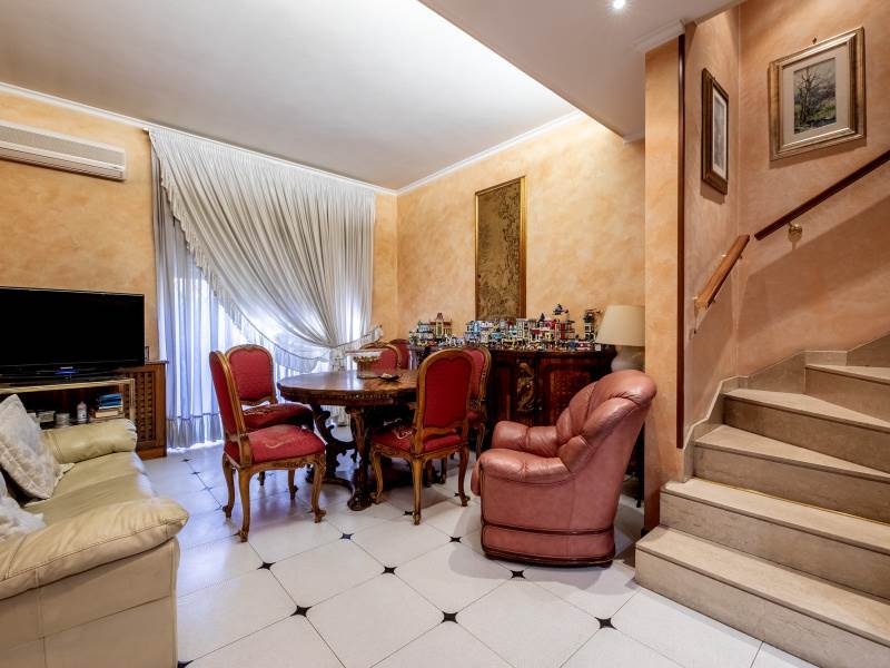 casa indipendente in vendita a Roma