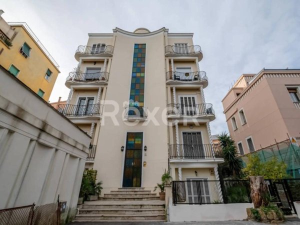 appartamento in vendita a Roma in zona Ostia