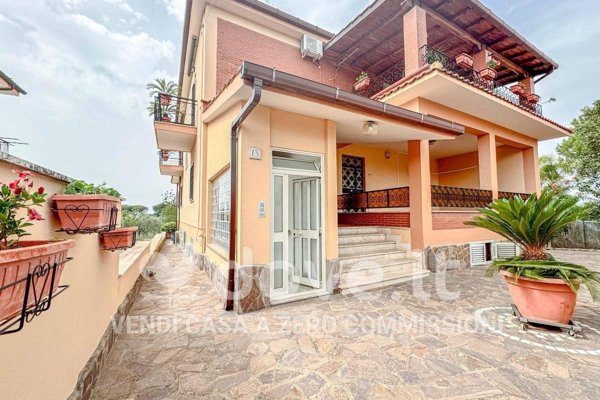 appartamento in vendita a Roma in zona Tor Vergata/Torrenova