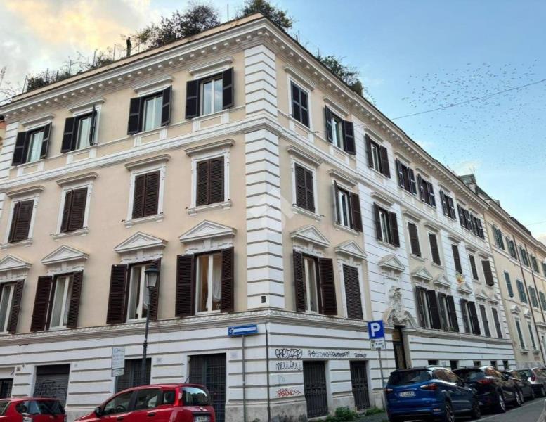 appartamento in vendita a Roma in zona Esquilino