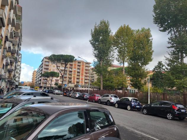 negozio in vendita a Roma in zona Collatino