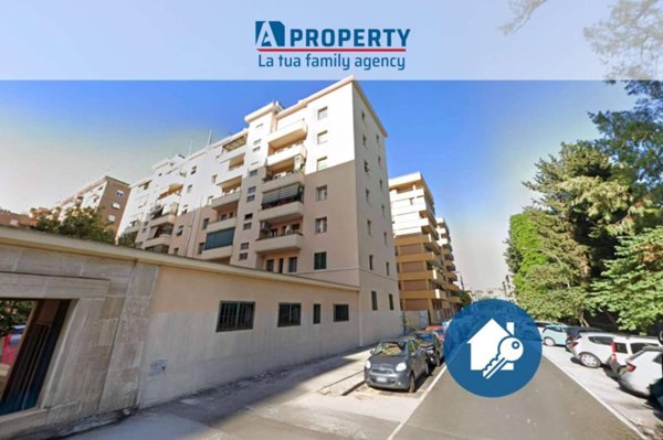 appartamento in vendita a Roma in zona Ostiense