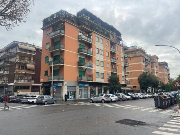 appartamento in vendita a Roma in zona Portuense